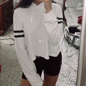 ✨Sweater Crop Top from Hollister✨